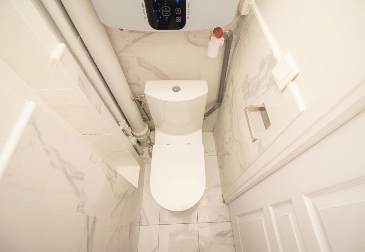 La Hearty Room Logement En Colocation Le Plessis-Robinson Kültér fotó